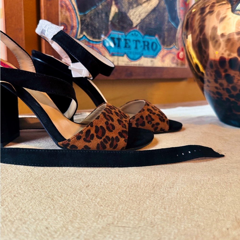 Chic Brown and Black Leopard Print Heels